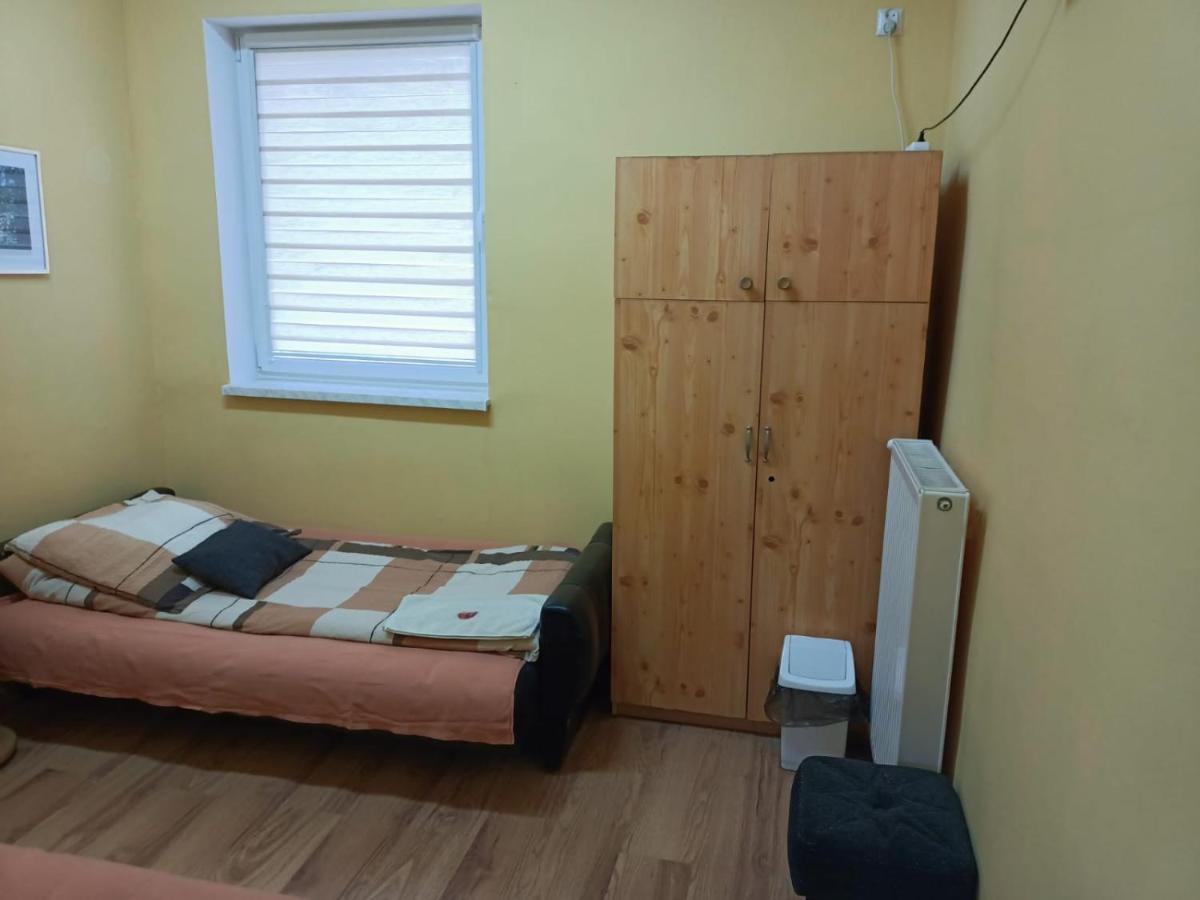 Motel Sportowy Osir Jawor Ngoại thất bức ảnh