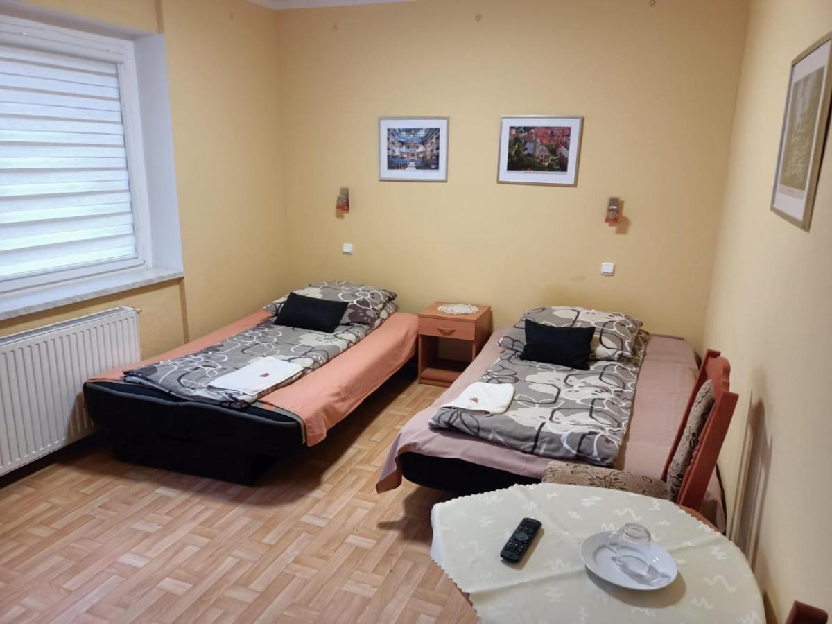 Motel Sportowy Osir Jawor Ngoại thất bức ảnh