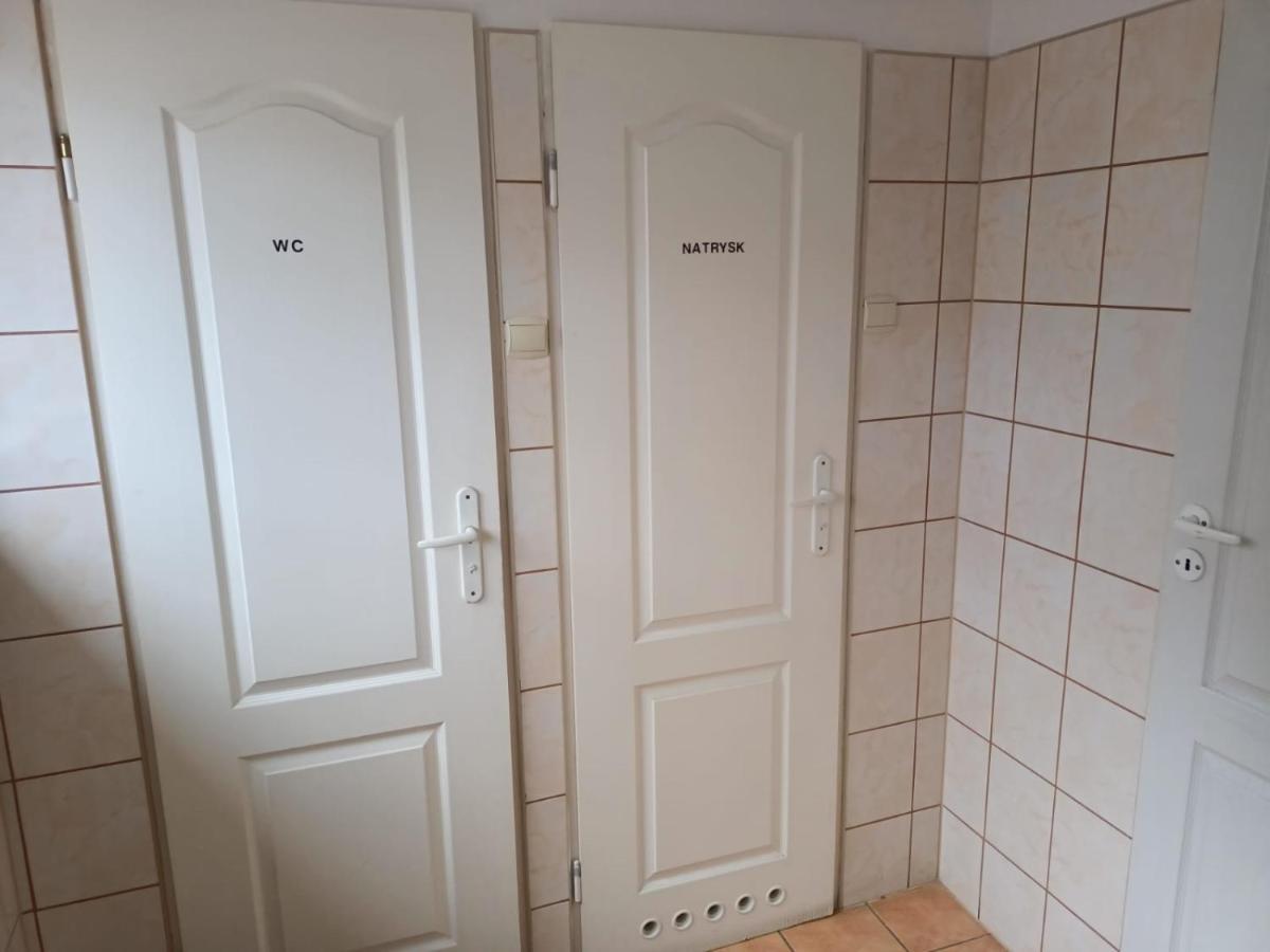 Motel Sportowy Osir Jawor Ngoại thất bức ảnh