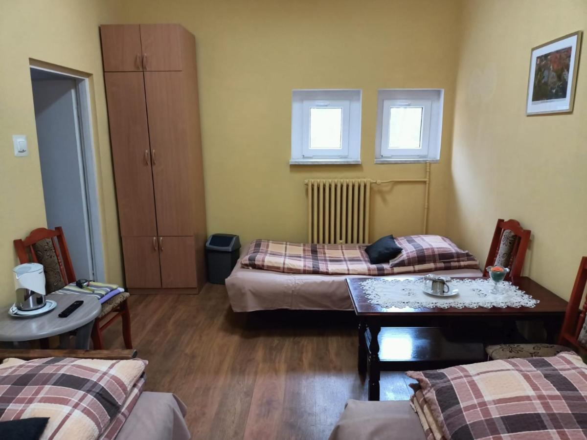 Motel Sportowy Osir Jawor Ngoại thất bức ảnh